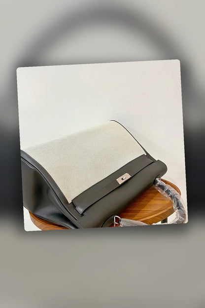 NB - HMS Bag - 1691