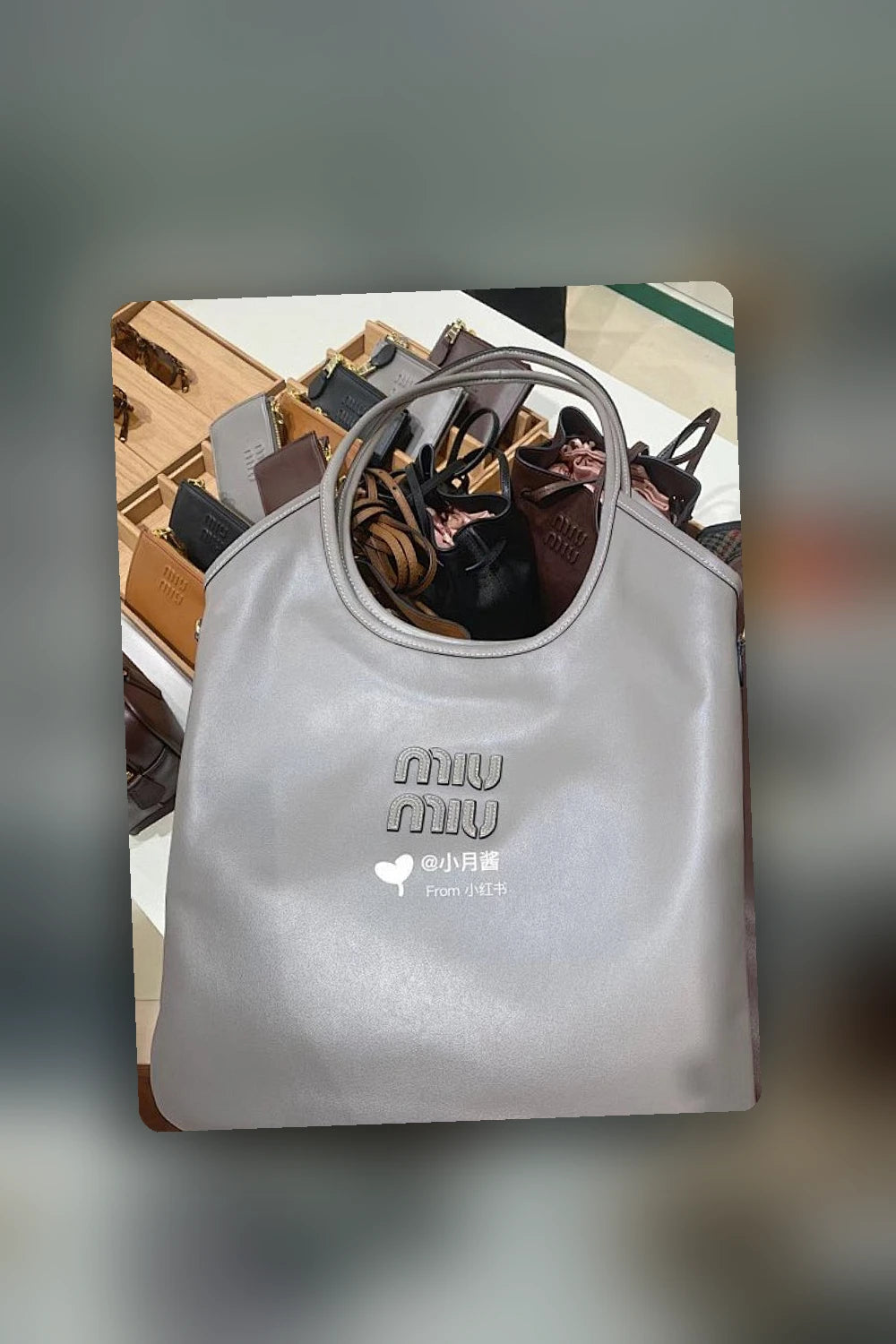NB - MMU Bag - 699