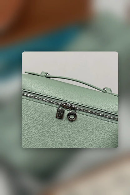 NB - DLVX Bag - 124