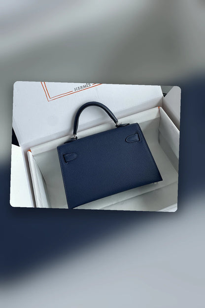 NB - HMS Bag - 132