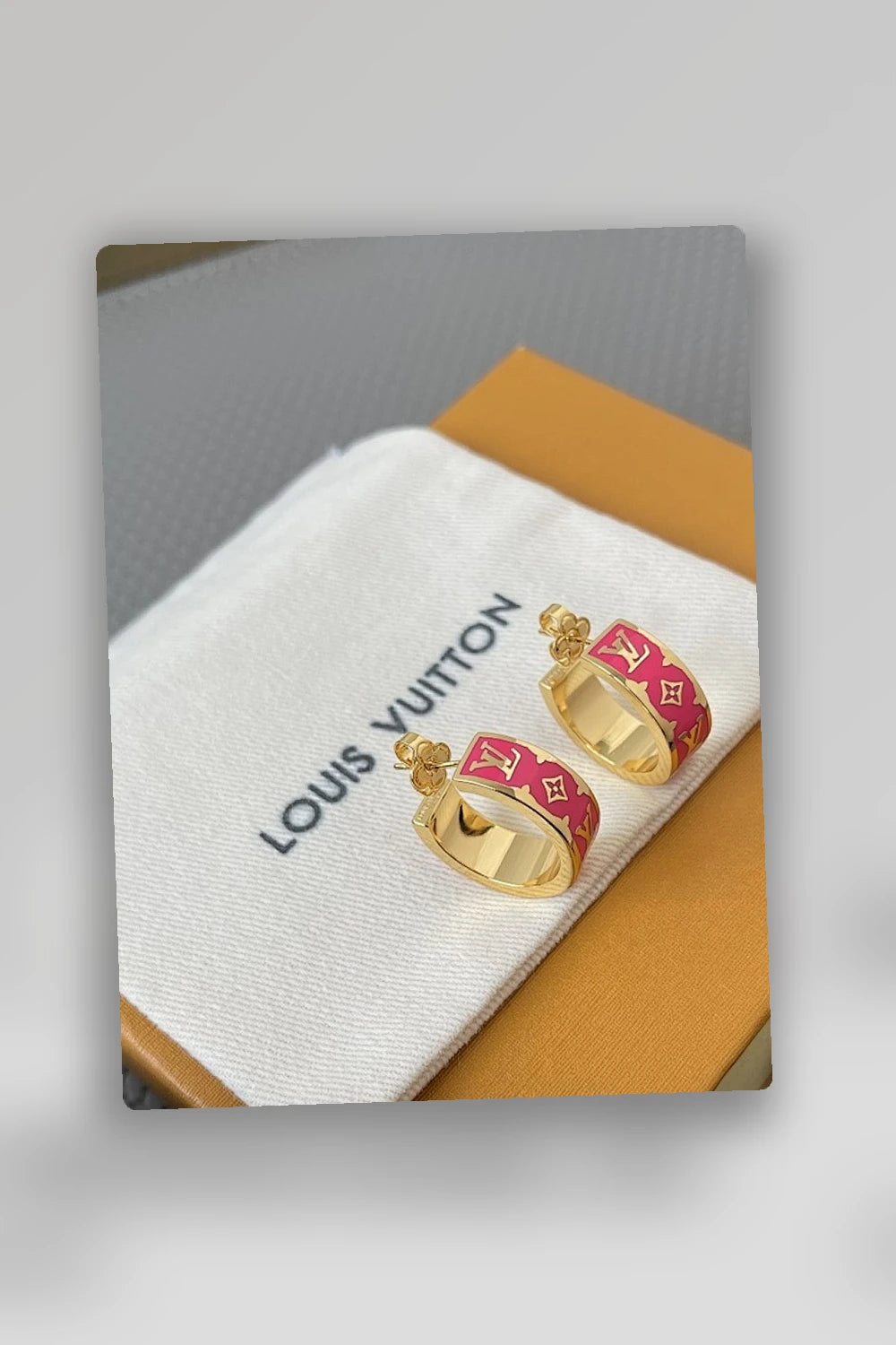 NB - LOV Jewelry - 033