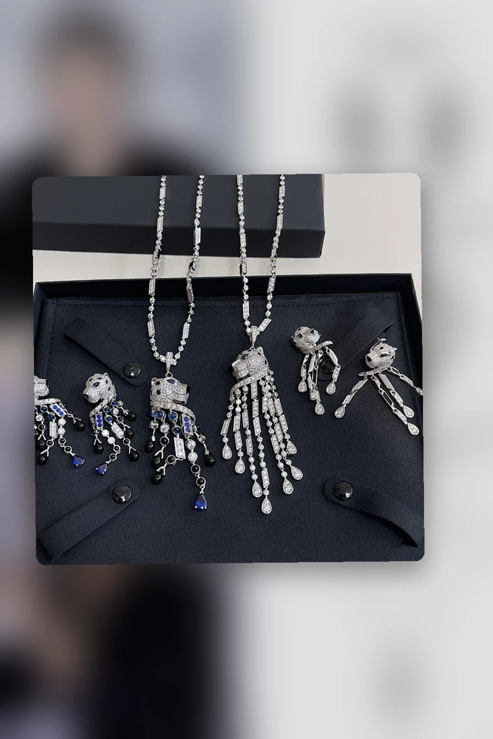 NB - CRA Jewelry - 191