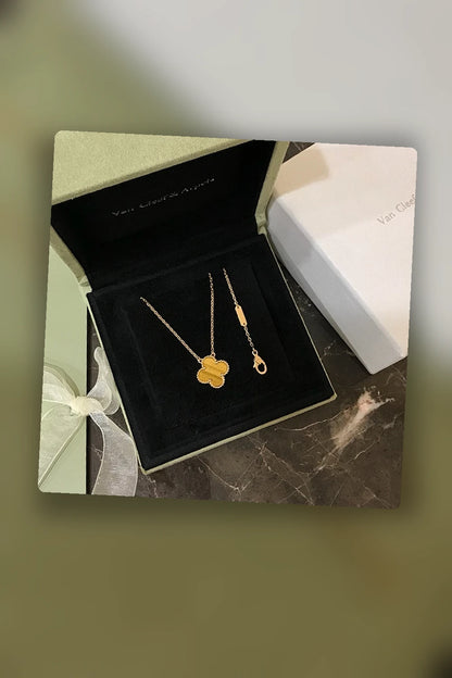 NB - VACA Jewelry - 555