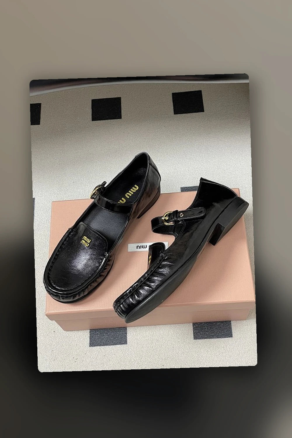NB - MMU Women Shoes - 620