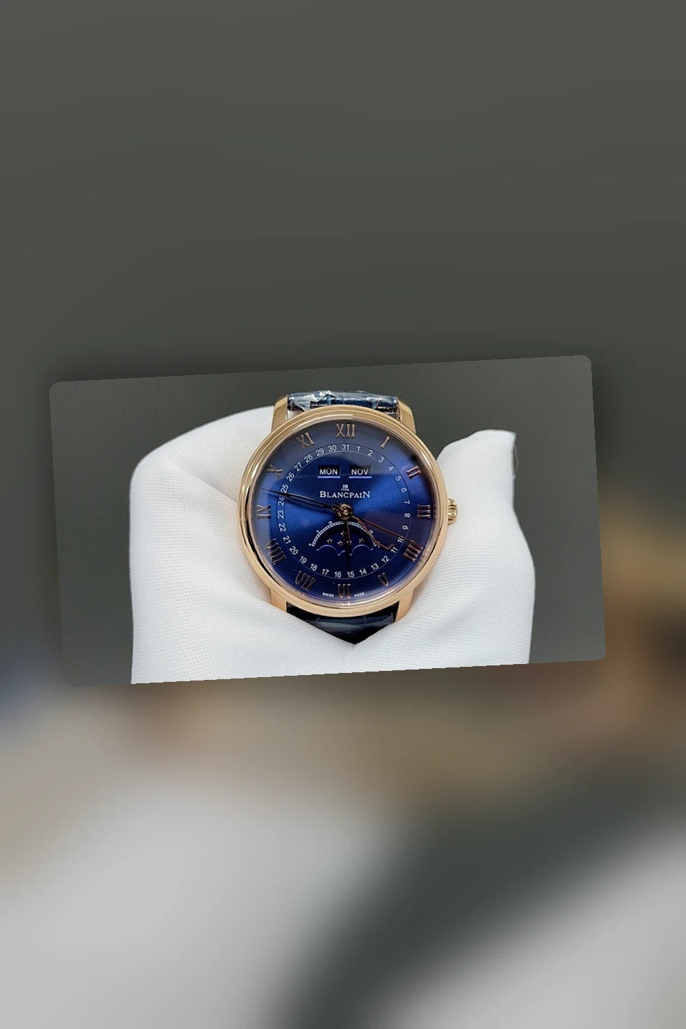 NB - Mix Watch - 1608