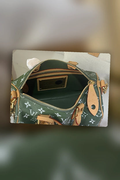 NB - LOV Bag - 1108