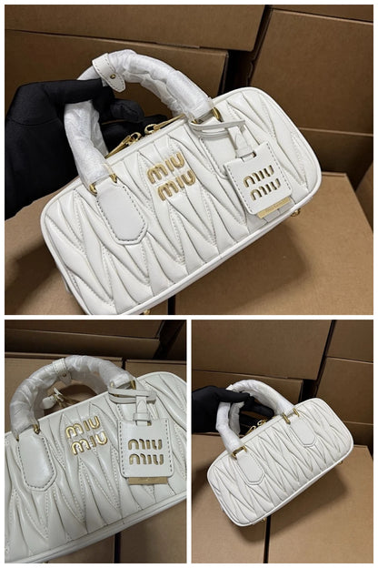 NB - MMU Bag - 407