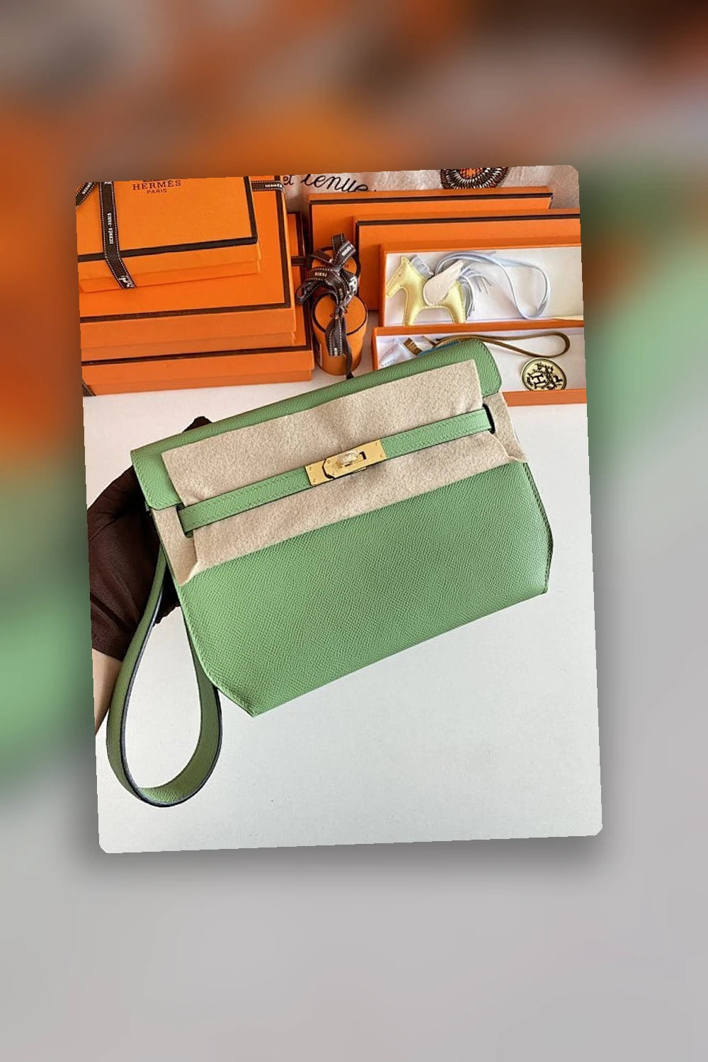 NB - HMS Bag - 1072