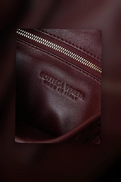NB - BOV Bag - 098