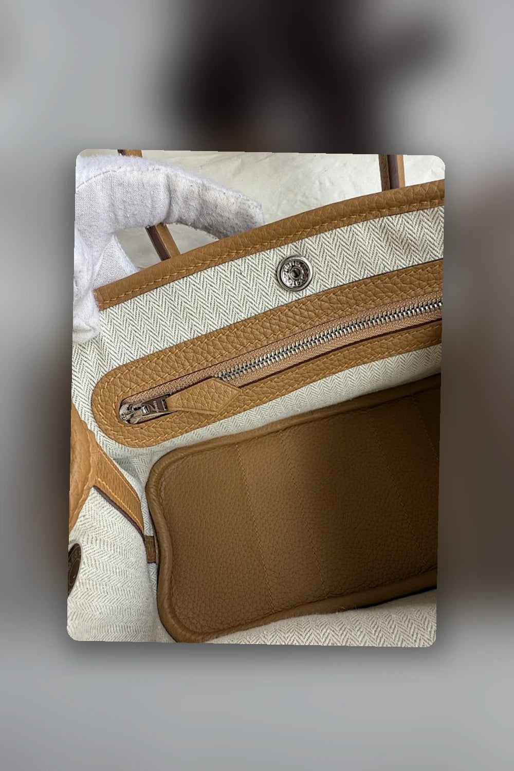 NB - HMS Bag - 1609