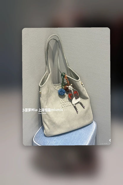 NB - MMU Bag - 595