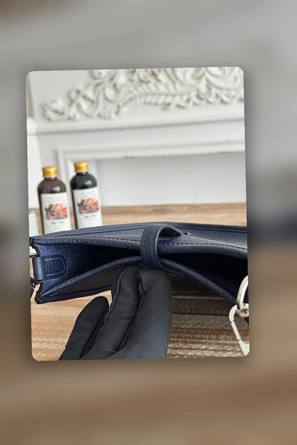 NB - HMS Bag - 1002