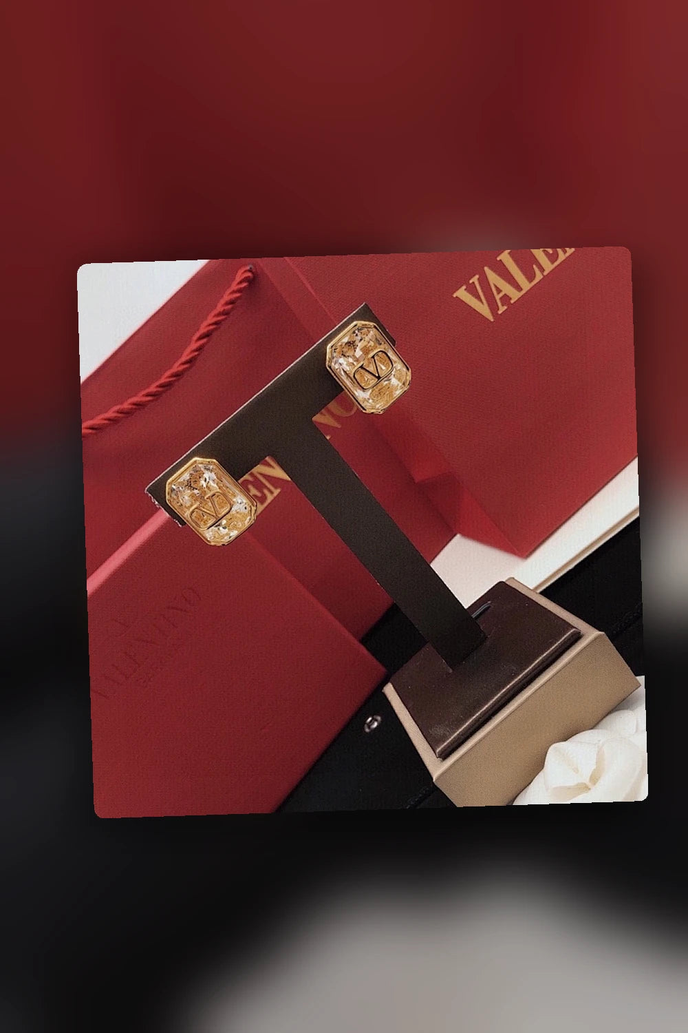 NB - VEL Jewelry - 320