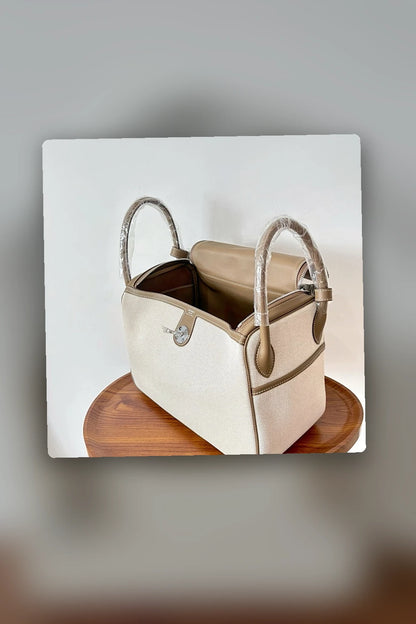 NB - HMS Bag - 1585