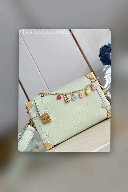 NB - LOV Bag - 126