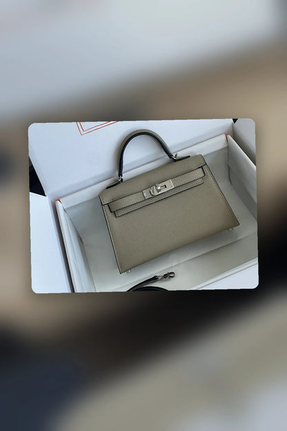 NB - HMS Bag - 137