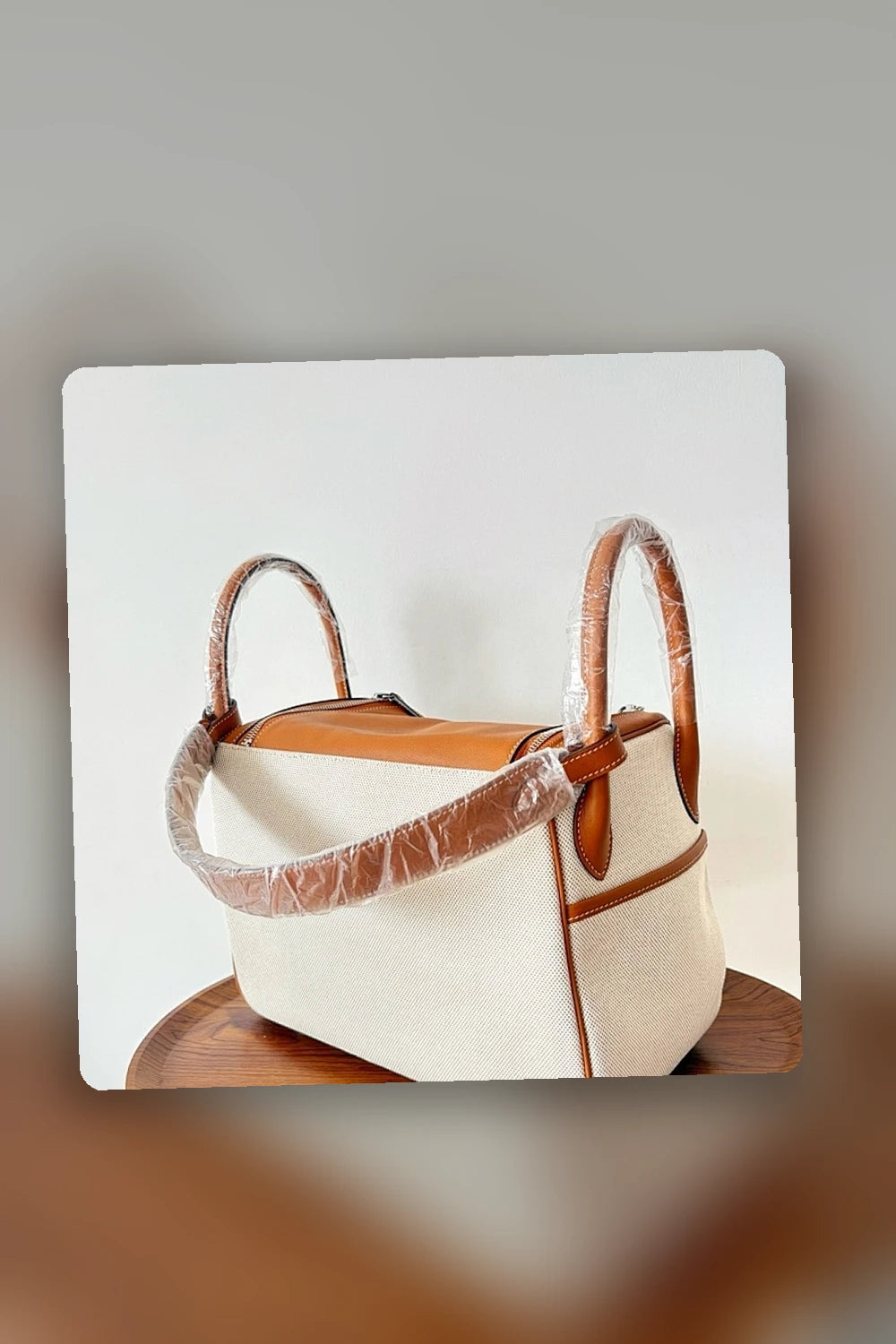 NB - HMS Bag - 1588