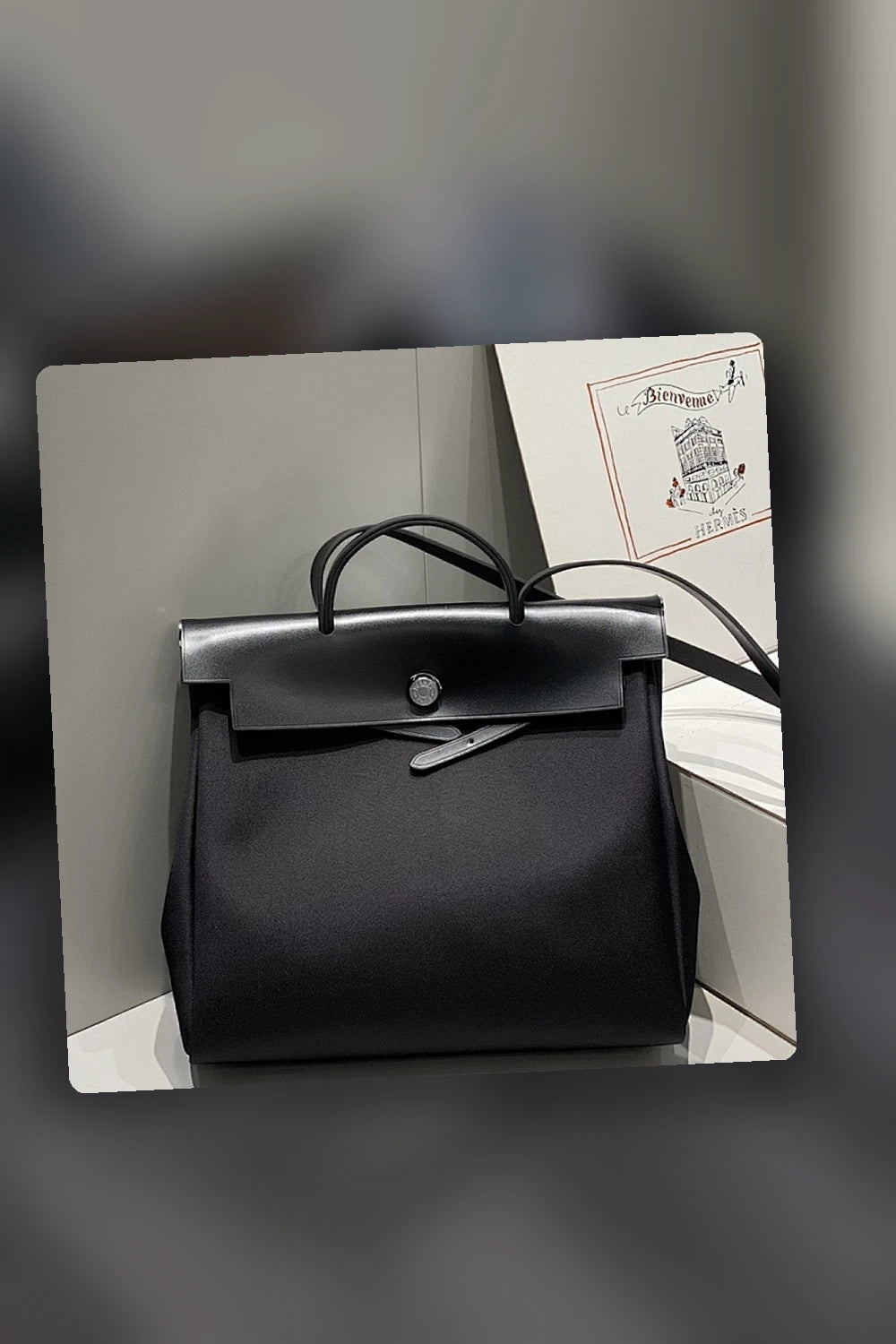 NB - HMS Bag - 1232