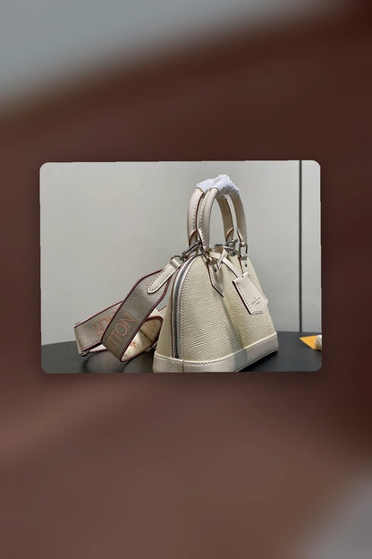 NB - LOV Bag - 771
