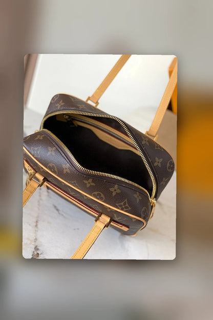 NB - LOV Bag - 1835