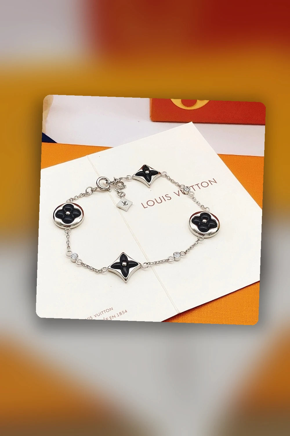 NB - LOV Jewelry - 366