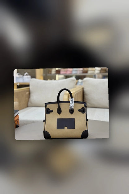 NB - HMS Bag - 1043