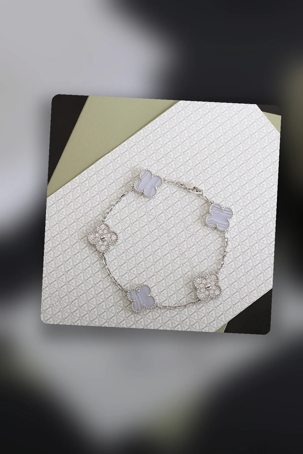 NB - VACA Jewelry - 325