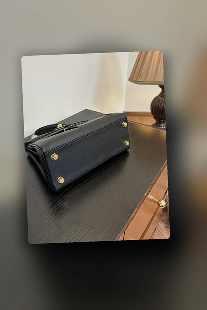 NB - HMS Bag - 1644