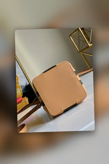 NB - LOV Bag - 210