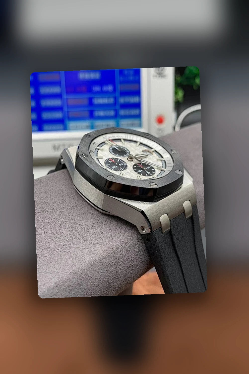 NB - Mix Watch - 1522