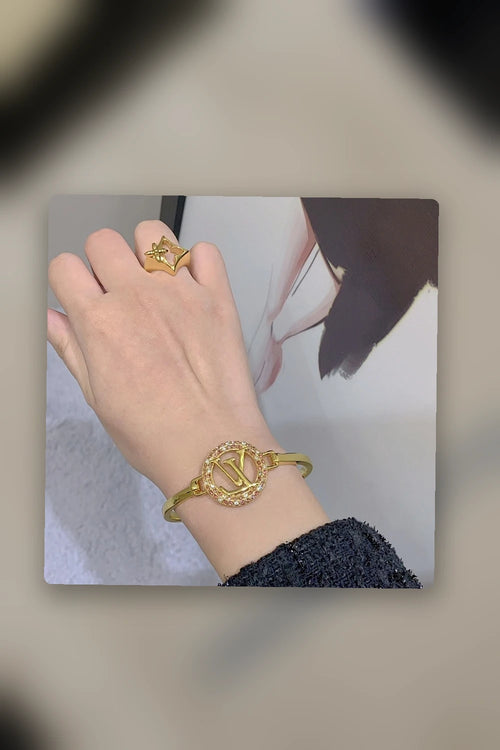 NB - LOV Jewelry - 739