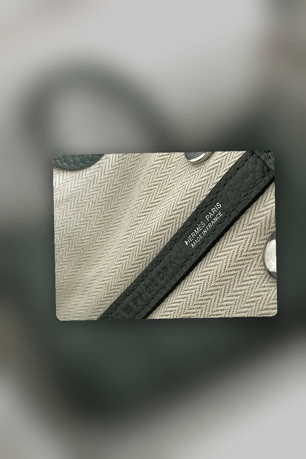 NB - HMS Bag - 067