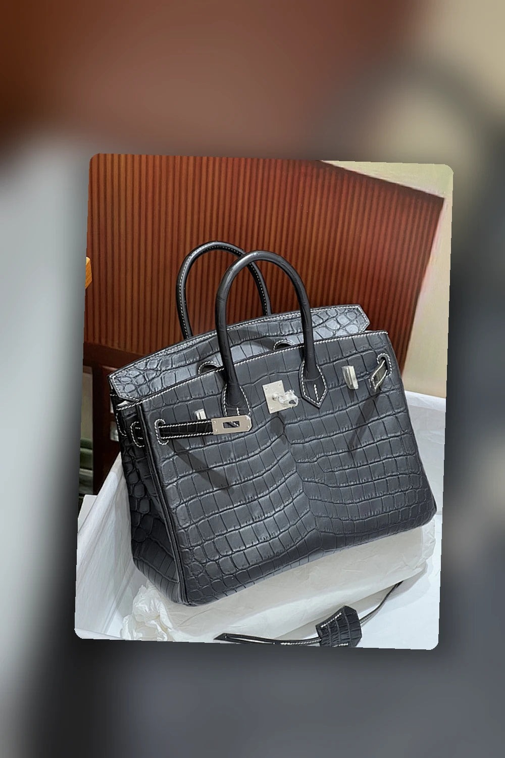 NB - HMS Bag - 596