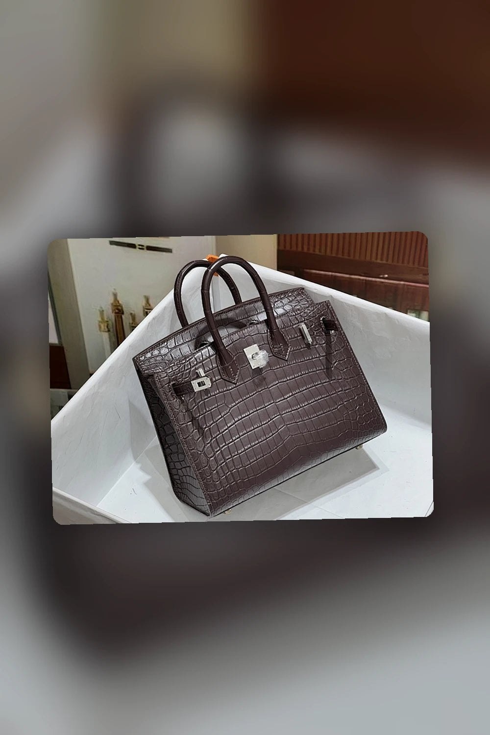 NB - HMS Bag - 683