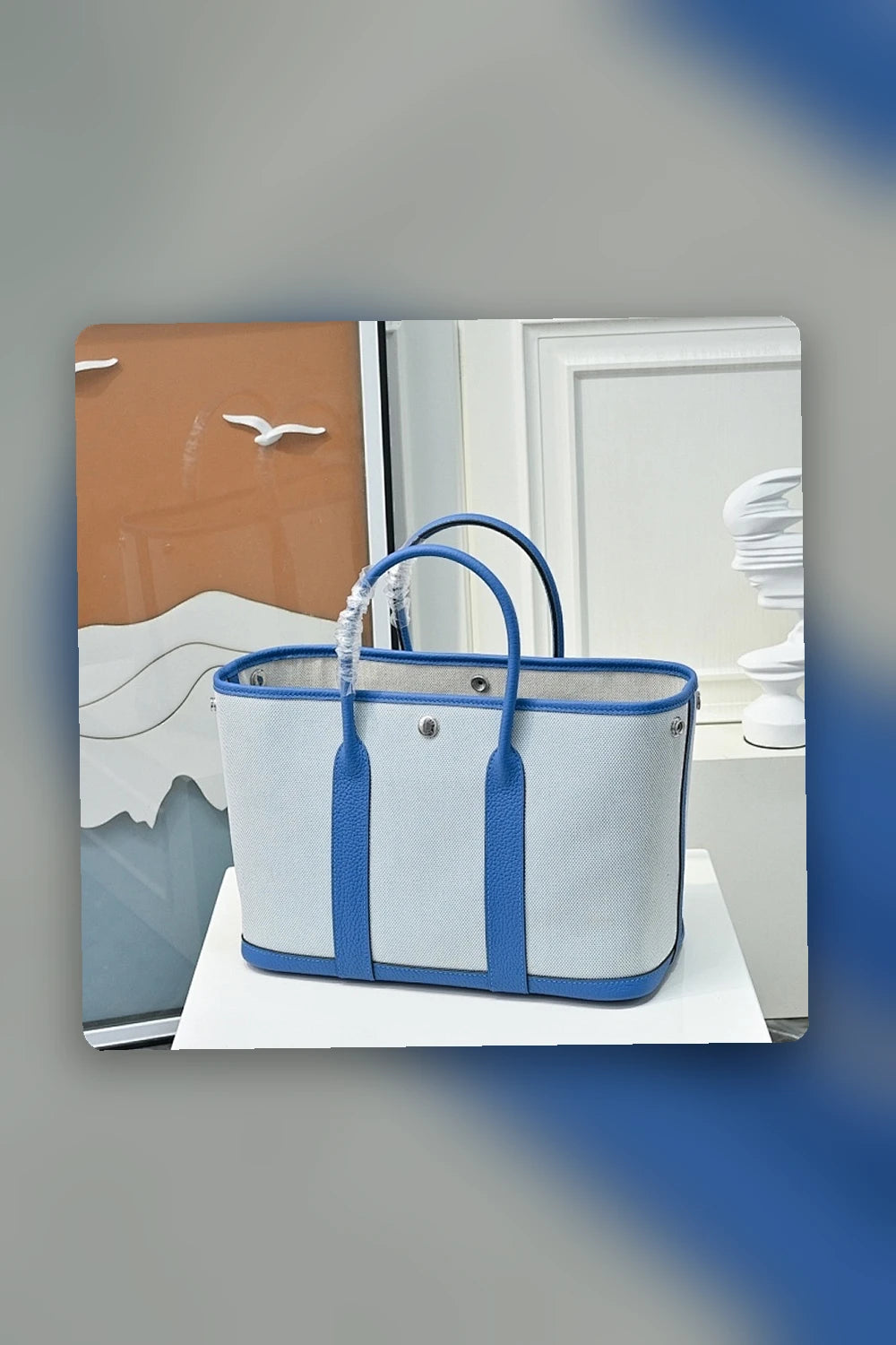 NB - HMS Bag - 1479
