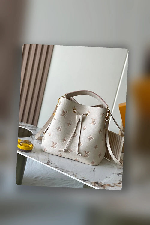 NB - LOV Bag - 1407