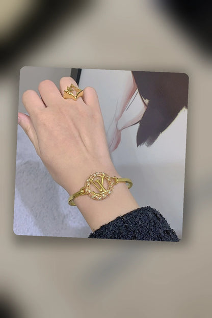 NB - LOV Jewelry - 051