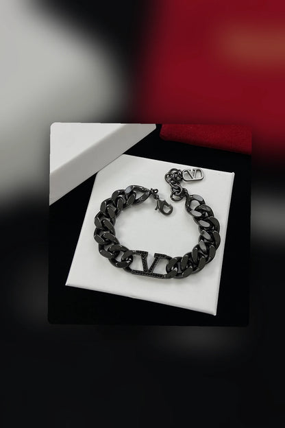 NB - VEL Jewelry - 672